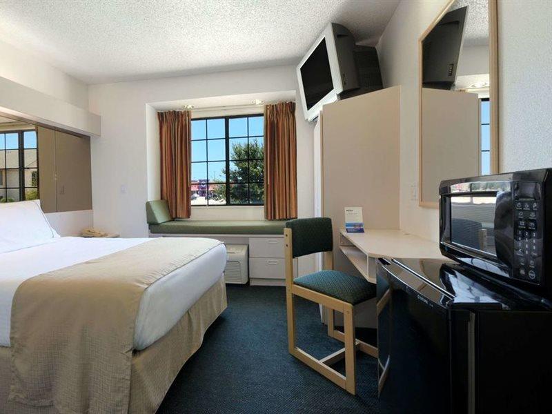 Travelodge By Wyndham Arlington/Dallas Area Kültér fotó